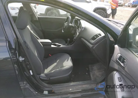 2015 Kia Optima Lx z USA, uszkodzony, nr VIN 5XXGM4A78FG463890